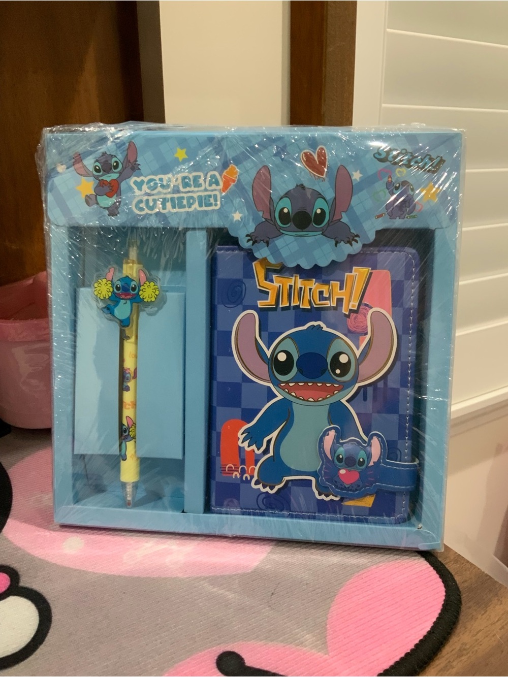 Disney Stitch Stationery Set - Light Blue and Yellow